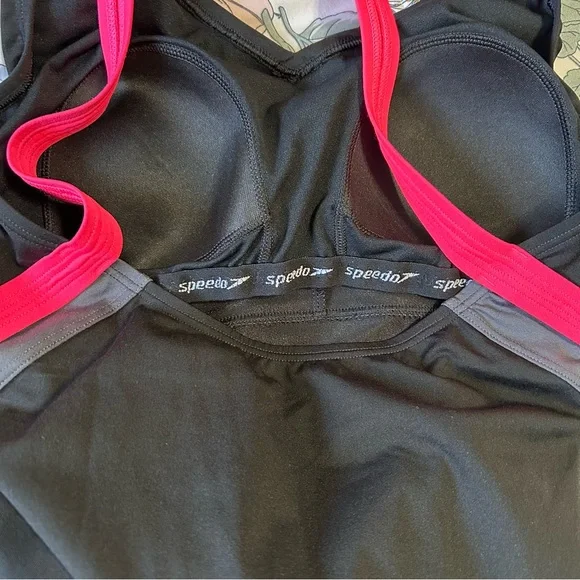 NWT Speedo Swim Top in Party Pink Size 8 - Picture 4 of 7